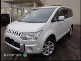 2013 MITSUBISHI DELICA  
