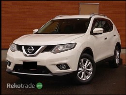 2014 NISSAN X-TRAIL  