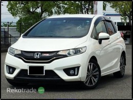 2015 HONDA FIT  RS