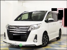 2014 TOYOTA NOAH  Si