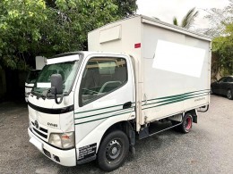 2010 TOYOTA DYNA 150  MANUAL 3.0 DIESEL, 3-SEATER (METAL BOX INSTALLED), Max
