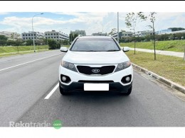 2011 KIA SORENTO  2.4 AT ABS D/AB 2WD 5DR HID SR