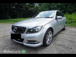 2012 MERCEDES BENZ C-CLASS  