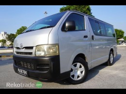 2007 TOYOTA HIACE COMMUTER  