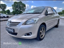 2010 TOYOTA VISO  