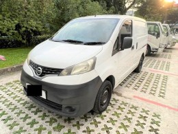 2013 NISSAN NV200  