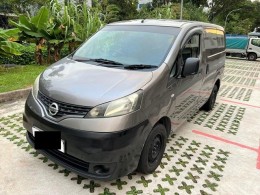 2011 NISSAN NV200  