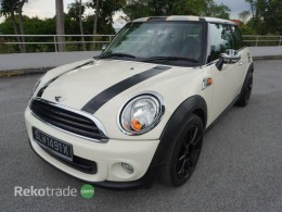 2012 MINI COOPER  